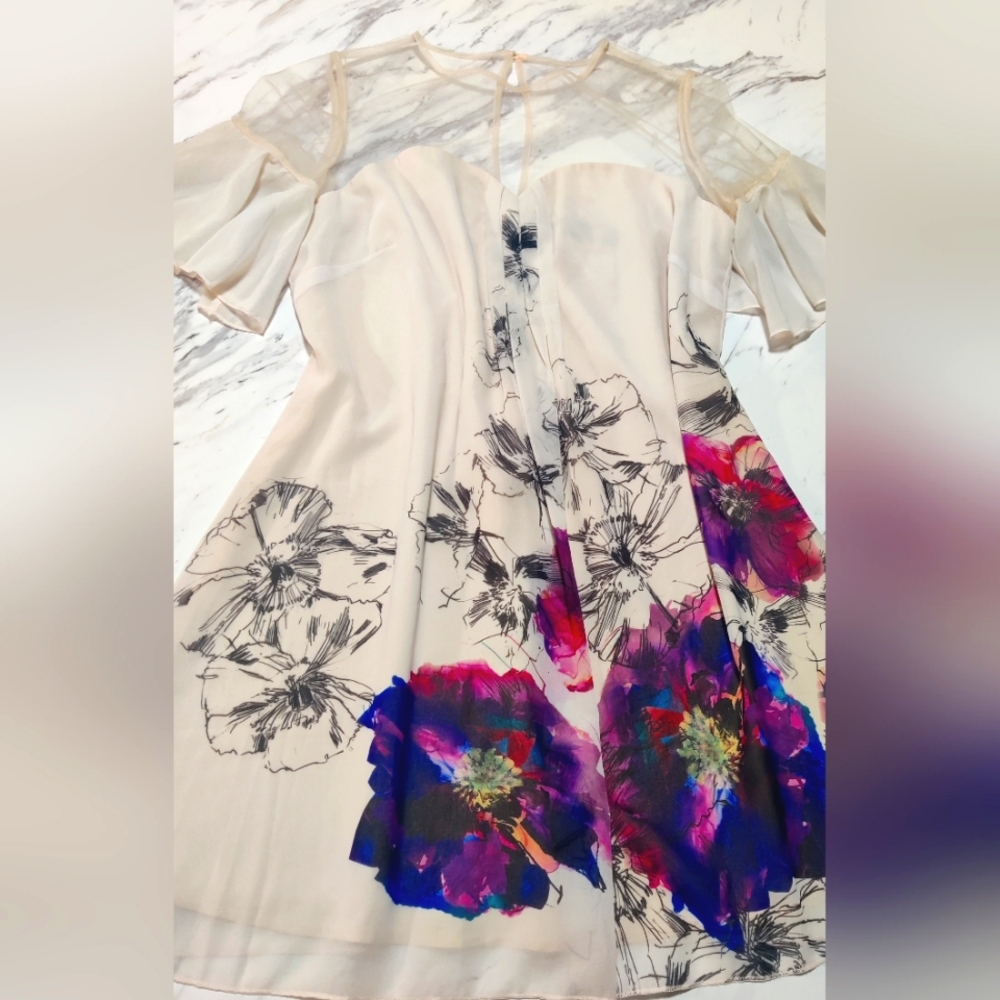Petite Floral Stamp Shift Dress 🌸
